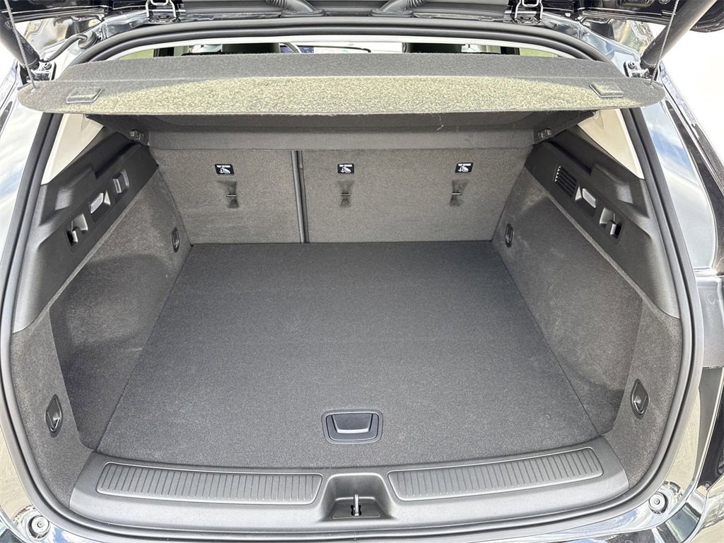 New 2025 Buick Envision Sport Touring image 39