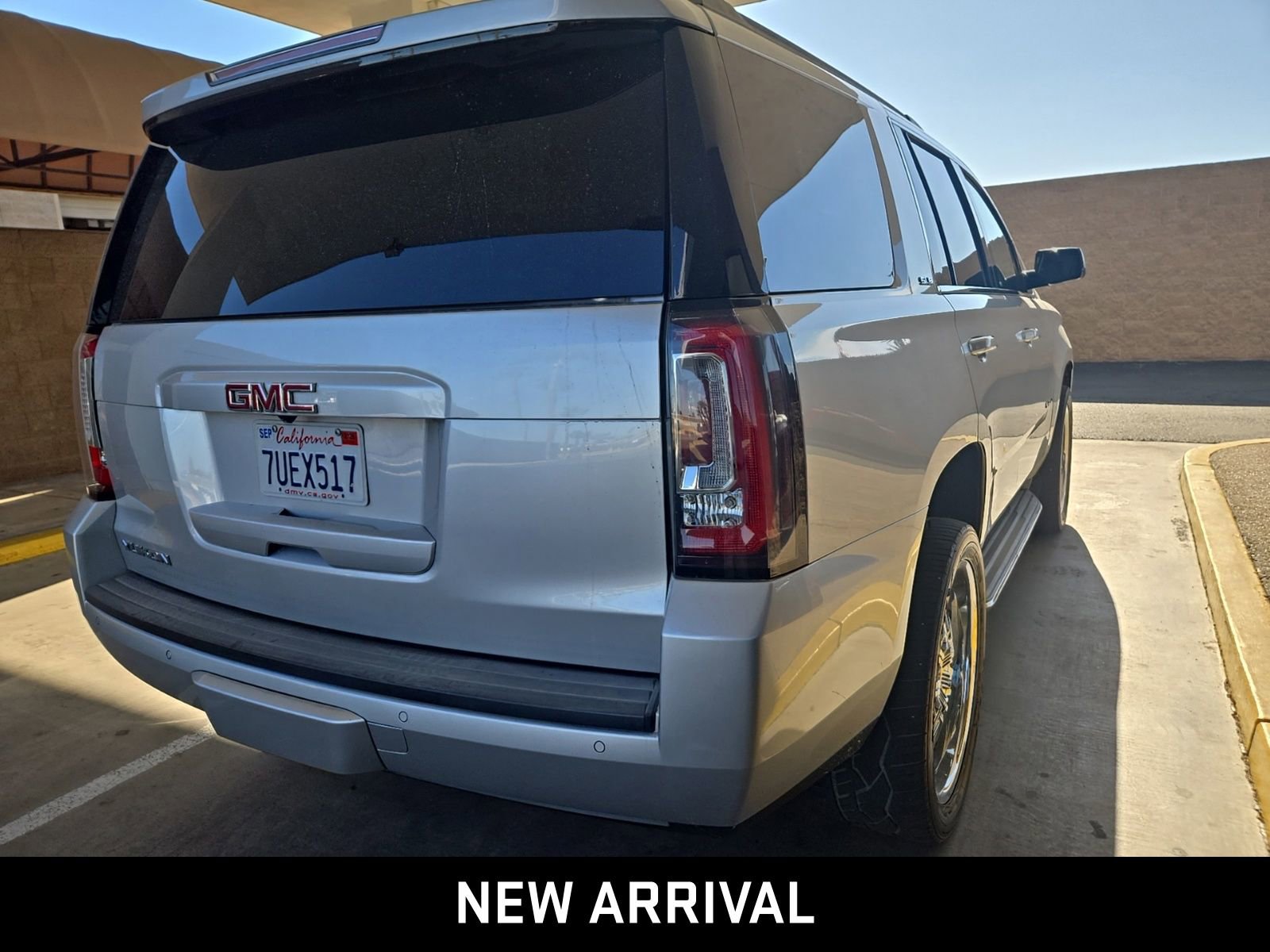 Used 2016 GMC Yukon SLE w/ Convenience Package image 4