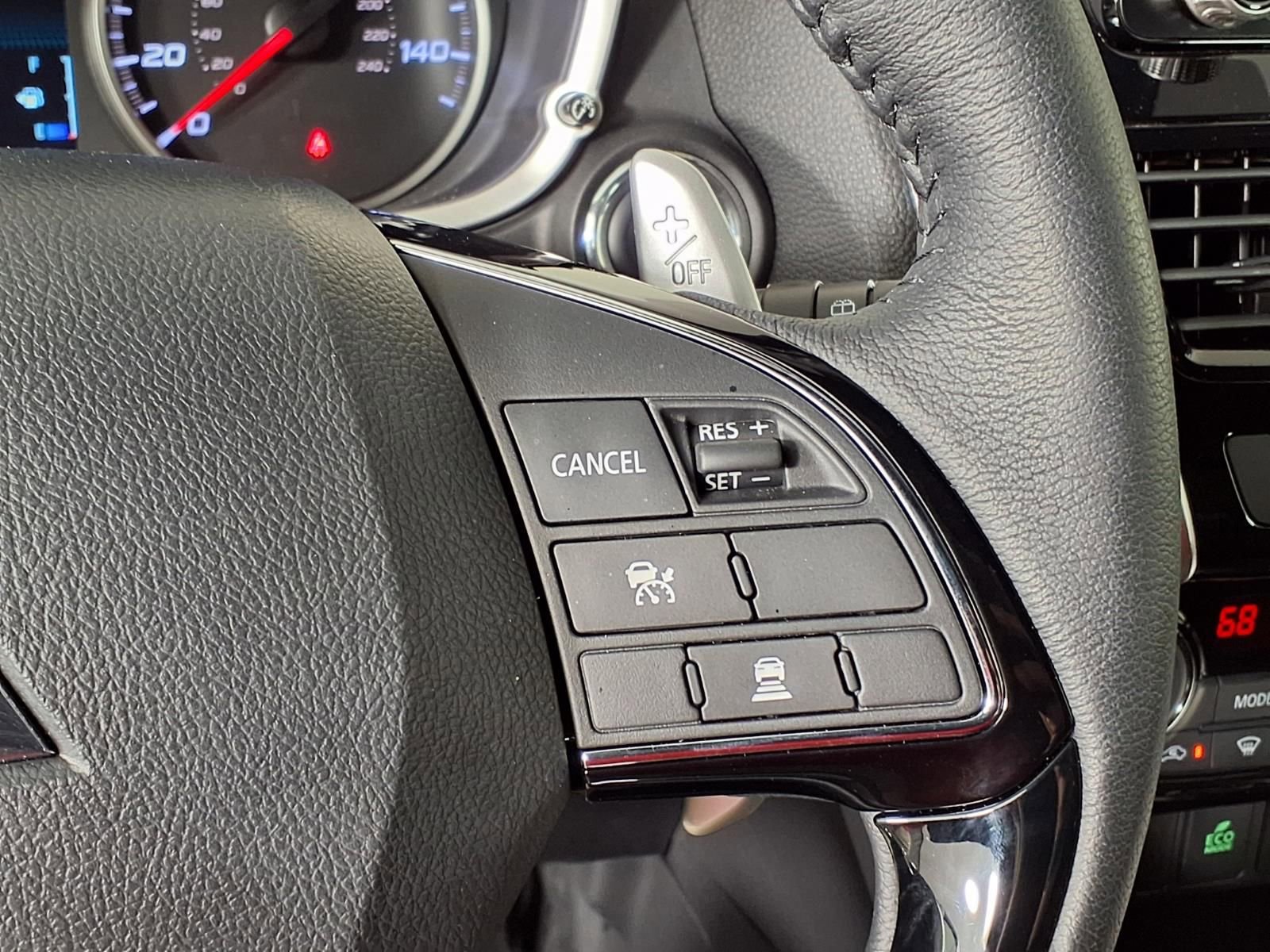 Used 2024 Mitsubishi Eclipse Cross SEL image 25