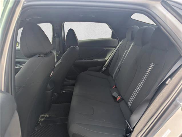 Certified 2025 Hyundai Elantra SEL image 19
