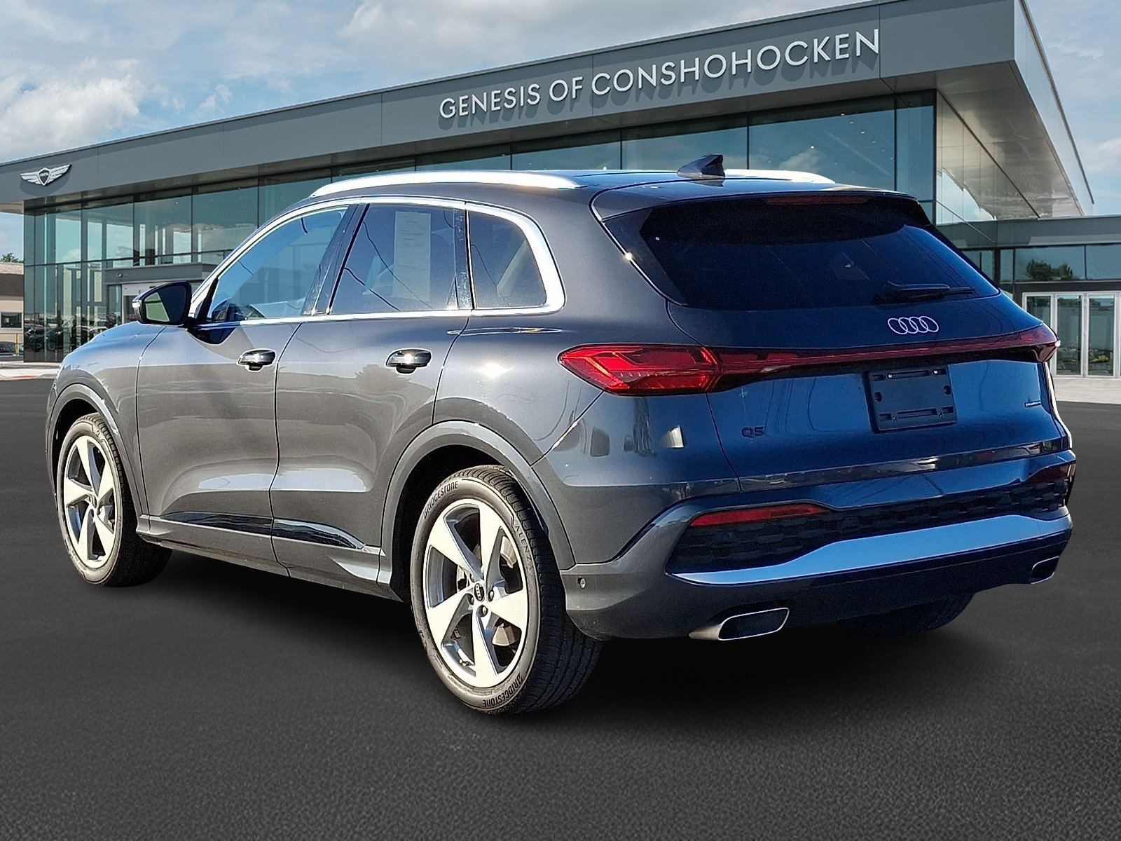 Used 2025 Audi Q5 Prestige AWD/4WD image 4