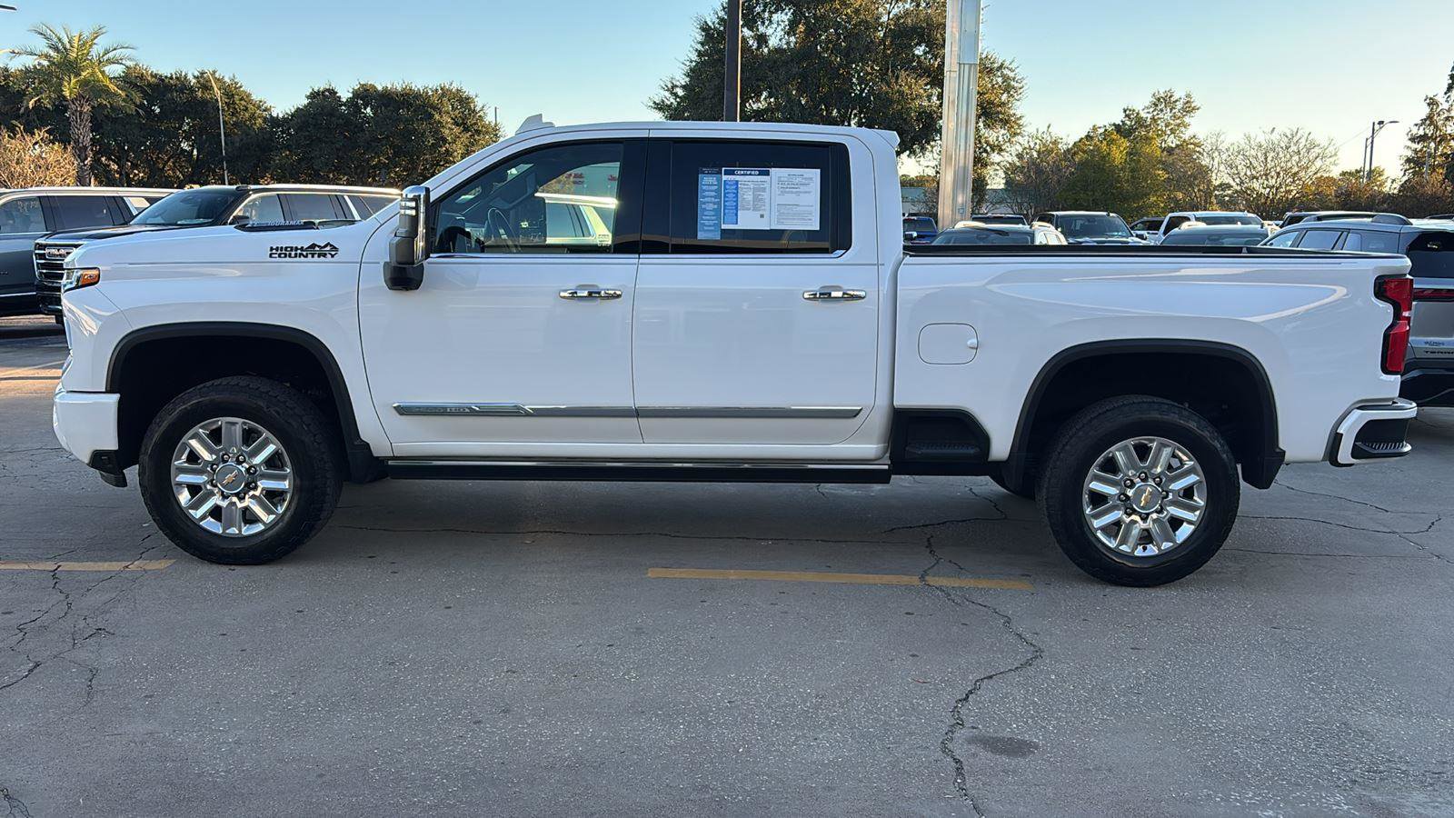 Used 2024 Chevrolet Silverado 2500 High Country w/ Technology Package image 4