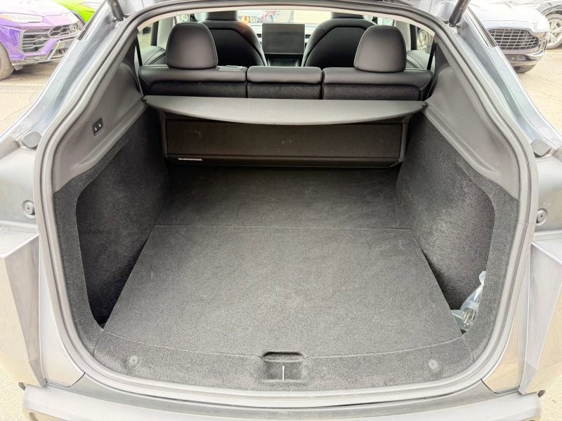 Used 2026 Tesla Model Y Long Range image 36