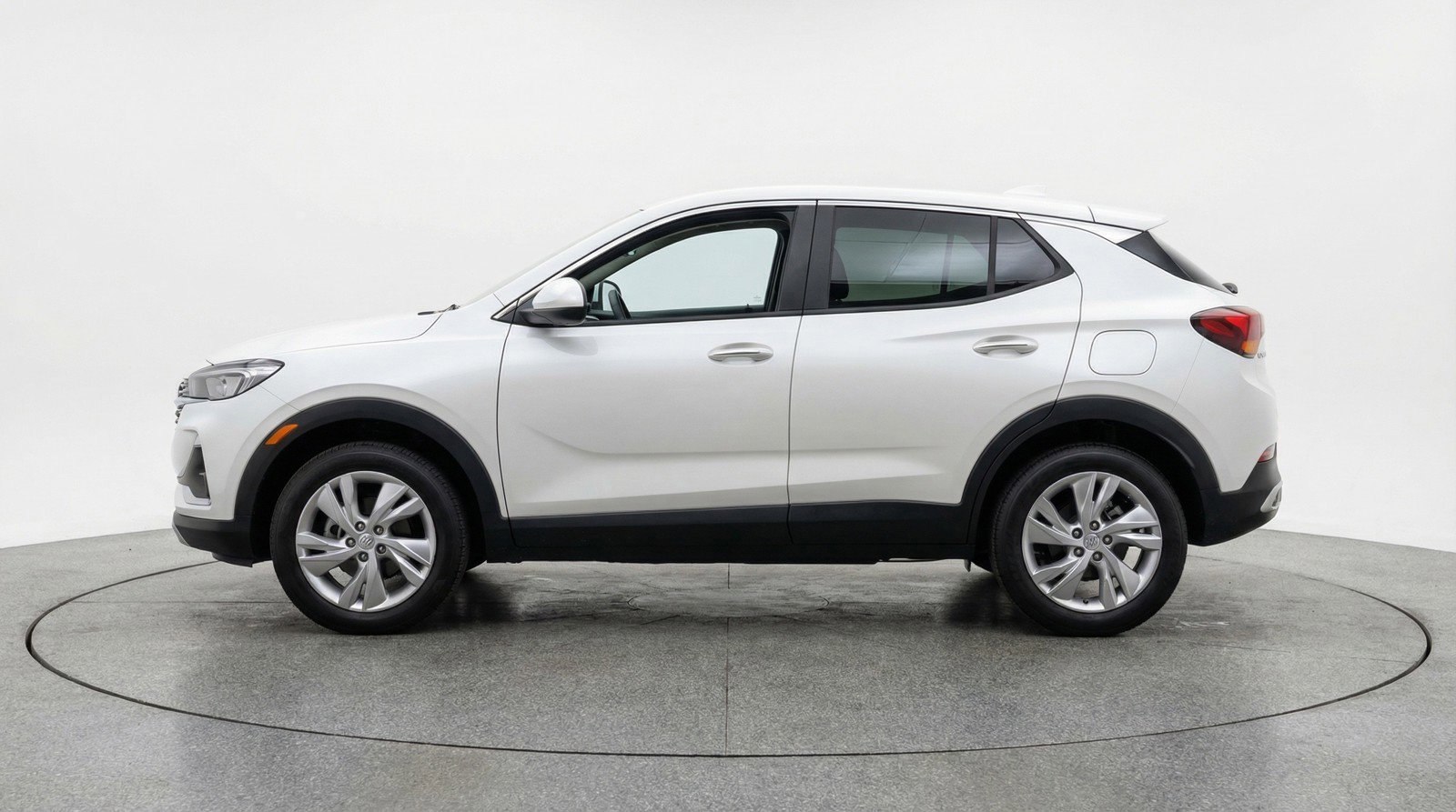Used 2025 Buick Encore GX Preferred AWD/4WD image 5