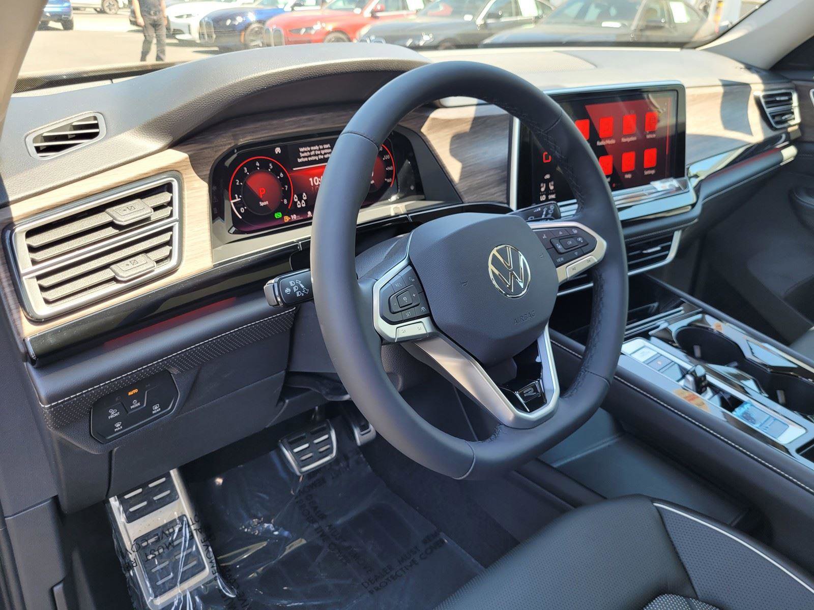 New 2025 Volkswagen Atlas SEL Premium R-Line image 8