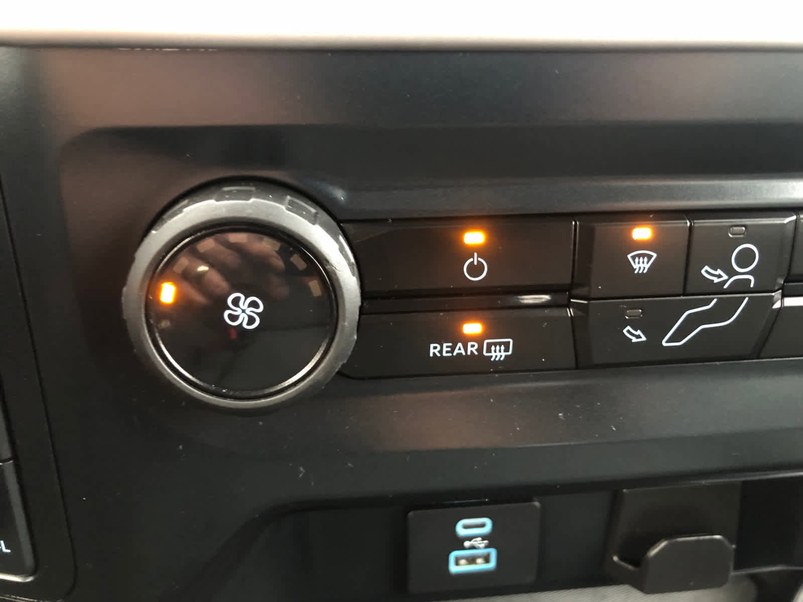 Used 2023 Ford F150 XLT image 15