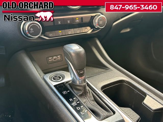 Used 2023 Nissan Sentra SV w/ Trunk Package FWD image 18