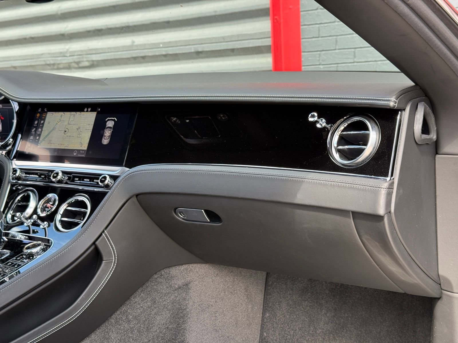 Used 2020 Bentley Continental GT V8 First Edition image 25