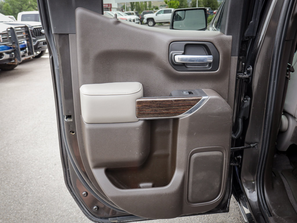 Used 2021 GMC Sierra 1500 SLE w/ Remote Start Package AWD/4WD image 32