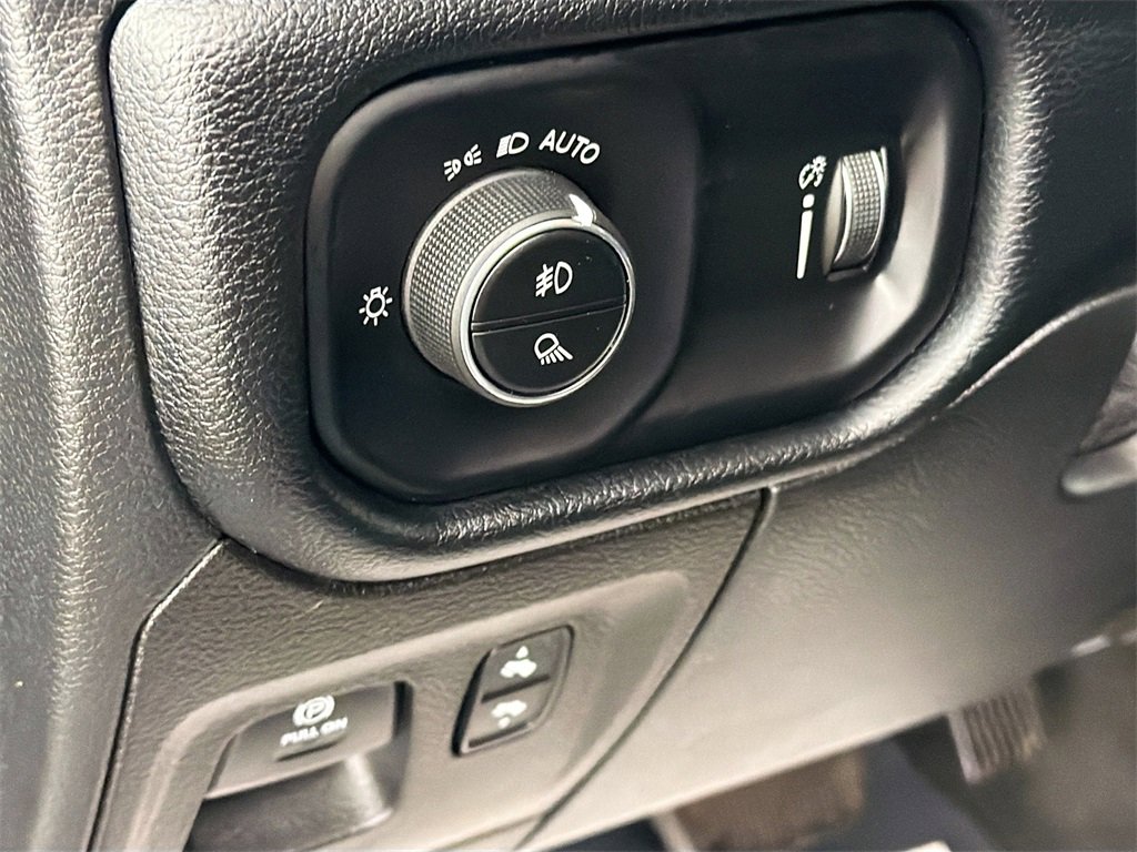 Used 2022 RAM 1500 Big Horn image 10