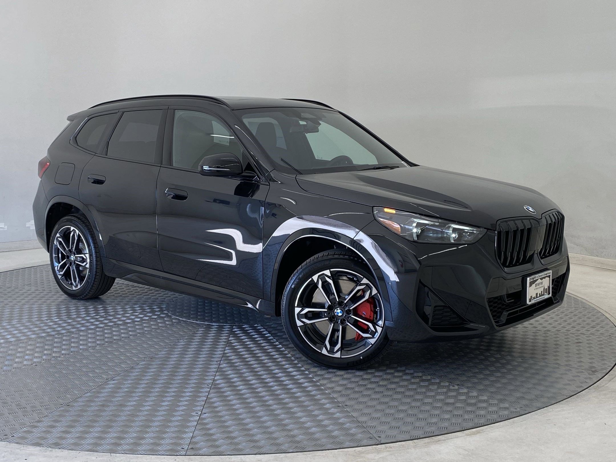 Used 2025 BMW X1 xDrive28i w/ M Sport Package image 6