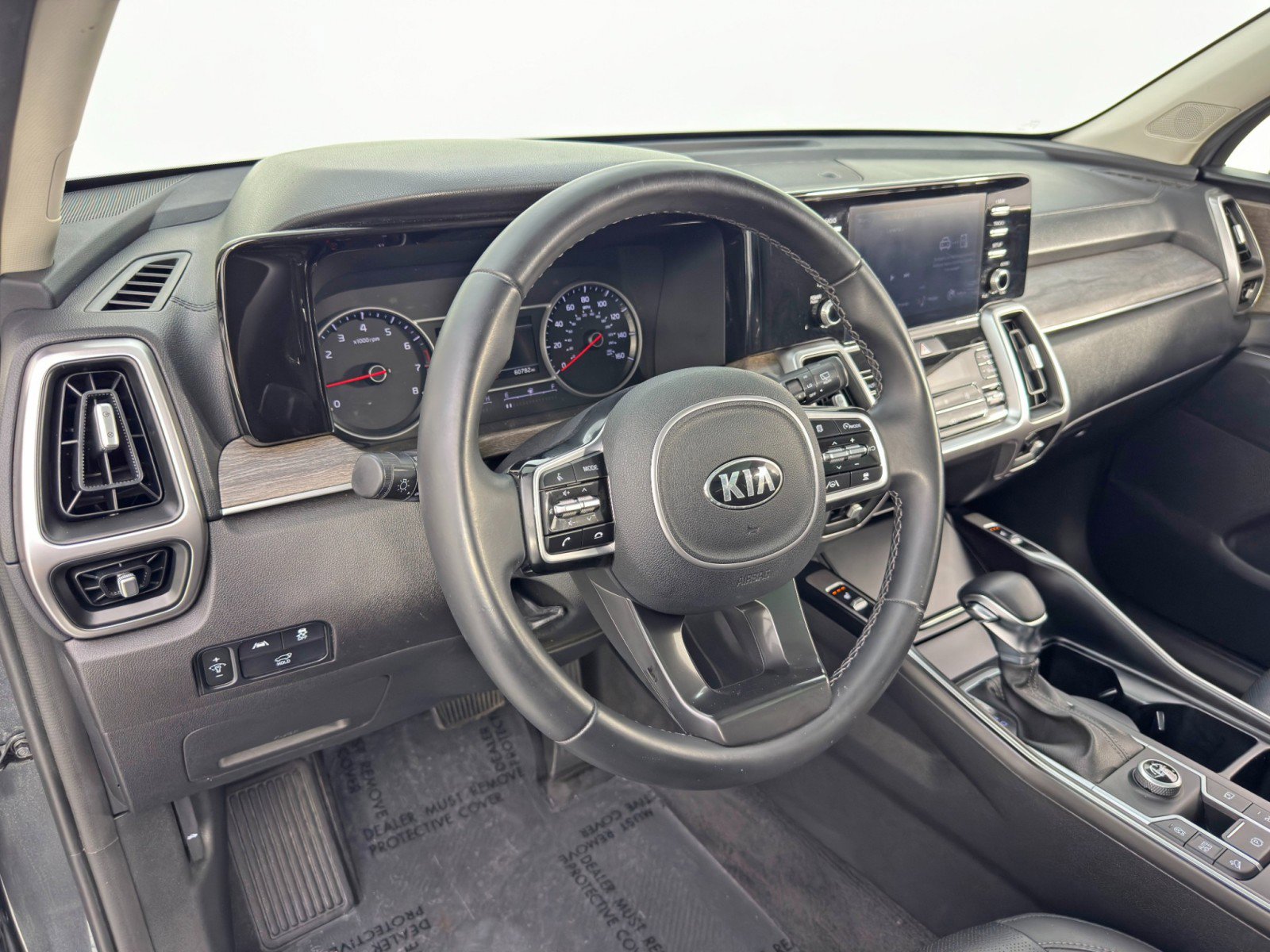 Used 2021 Kia Sorento EX w/ Panoramic Sunroof Package image 13