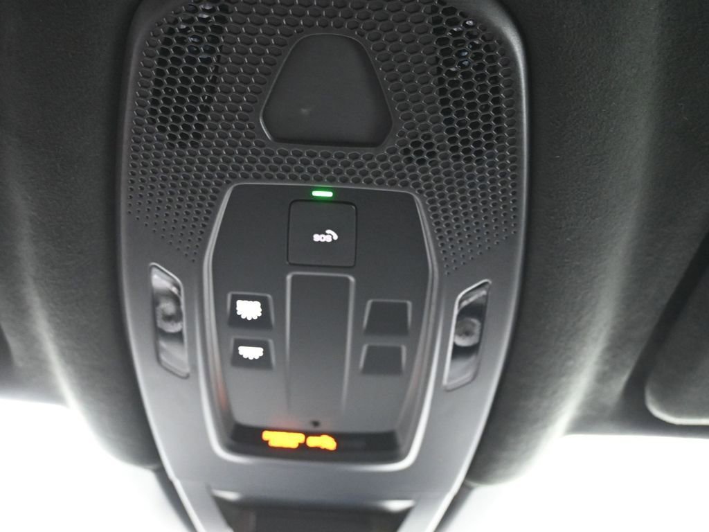 Certified 2024 Porsche Cayenne Turbo image 19