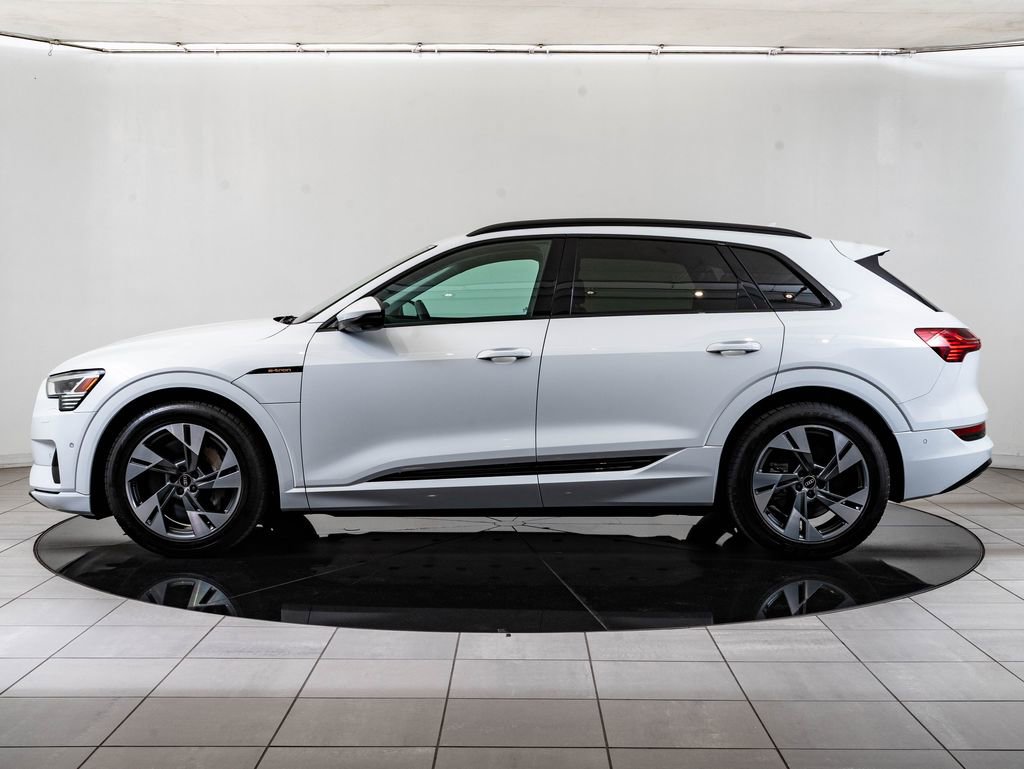 Used 2021 Audi e-tron Premium w/ Convenience Plus Package AWD/4WD image 5