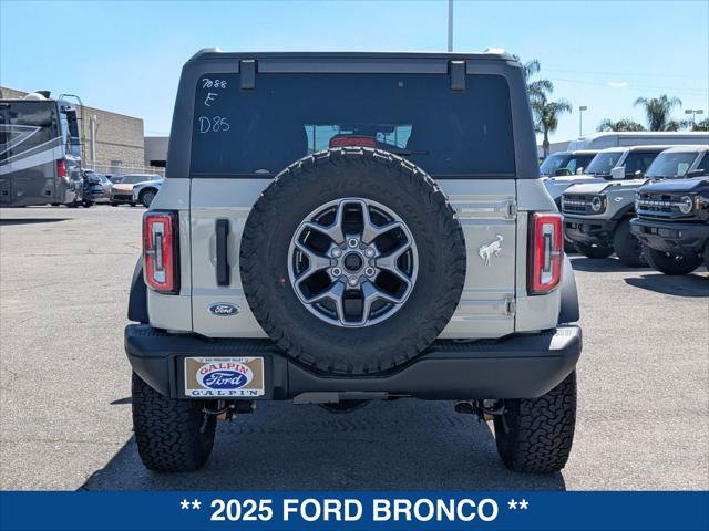 New 2025 Ford Bronco Badlands AWD/4WD image 4