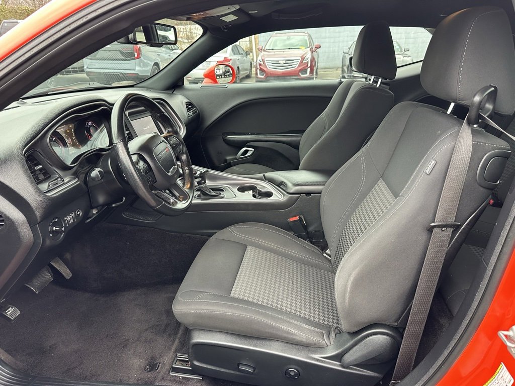 Used 2018 Dodge Challenger R/T w/ Blacktop Package image 12