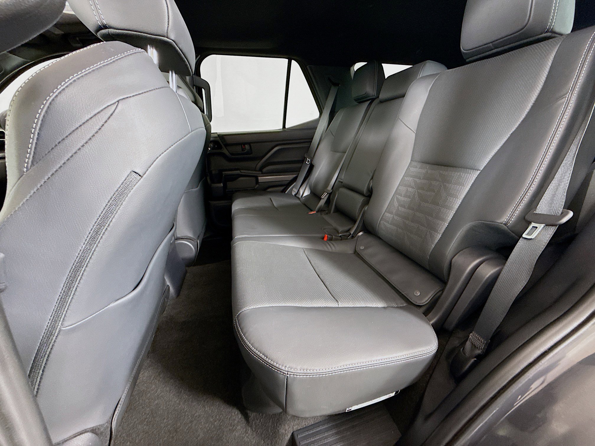 Used 2025 Toyota 4Runner TRD Off-Road Premium w/ Tow Technology Package image 23