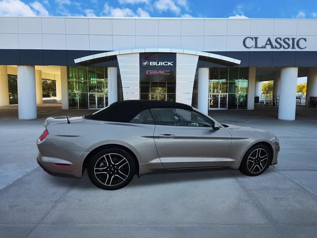 Used 2023 Ford Mustang Premium RWD image 9