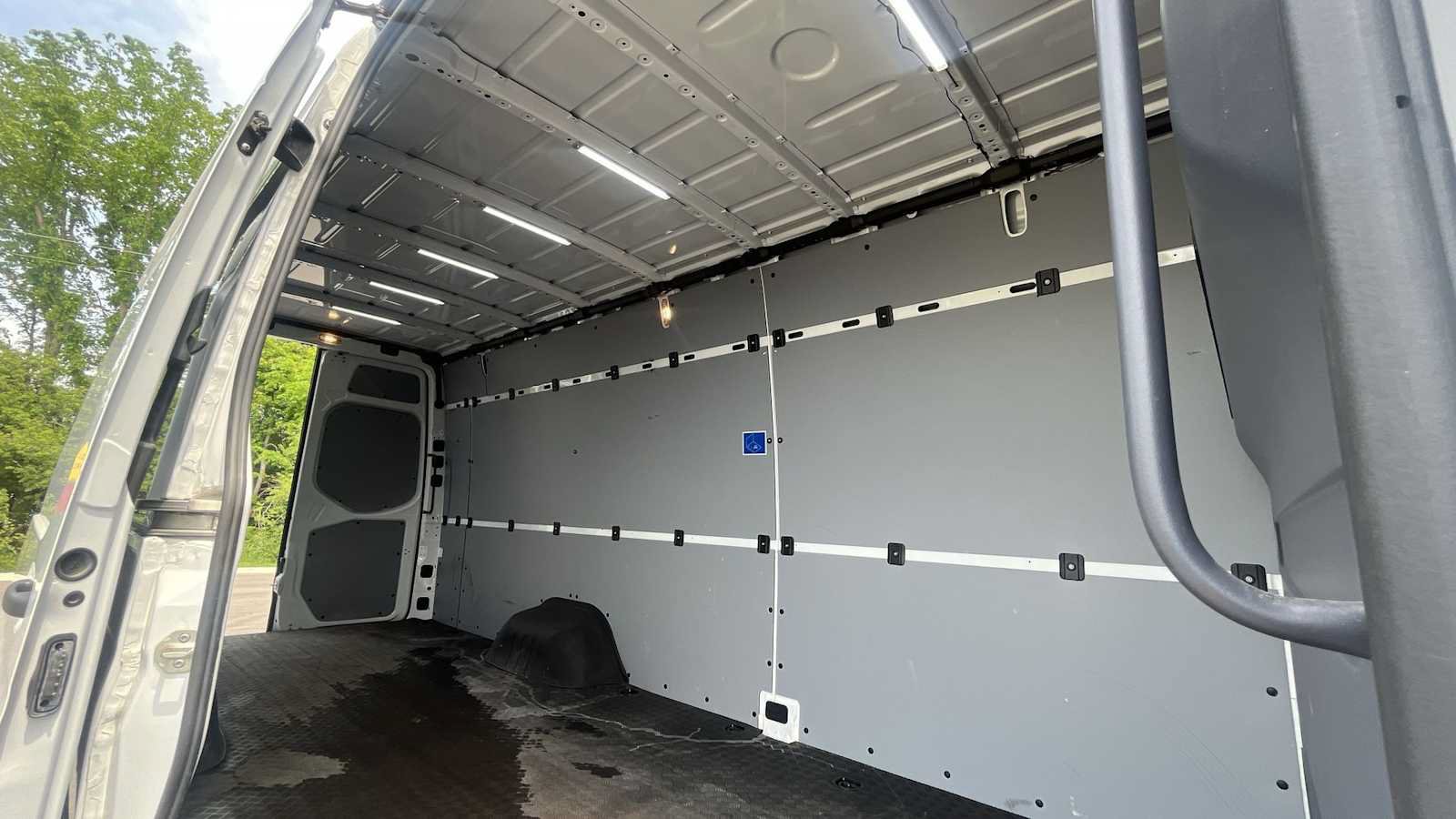 Certified 2024 Mercedes-Benz Sprinter 3500 image 30