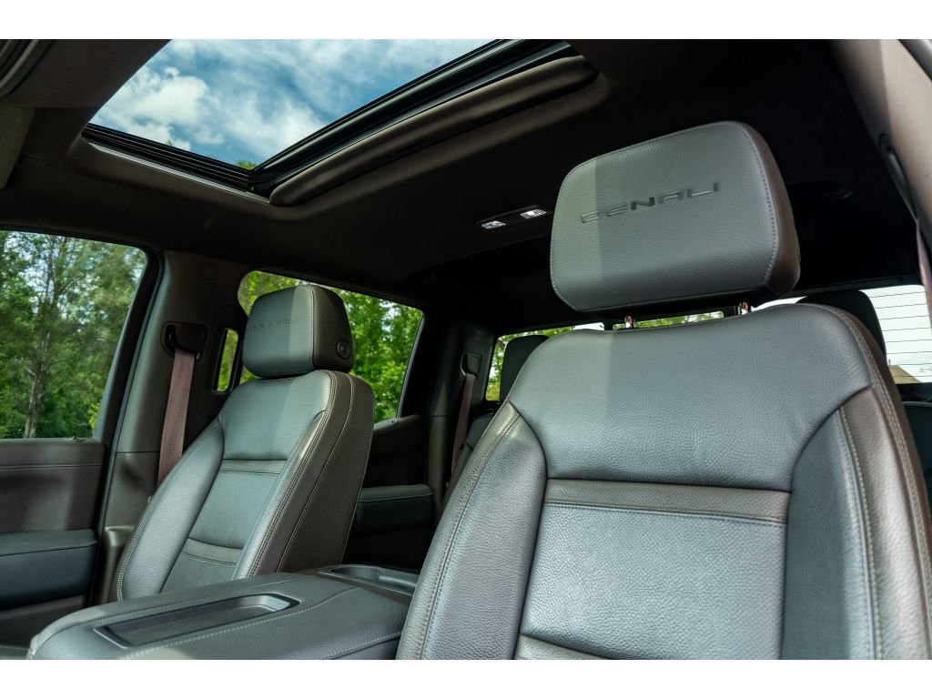 Used 2020 GMC Sierra 1500 Denali w/ Denali Ultimate Package AWD/4WD image 12