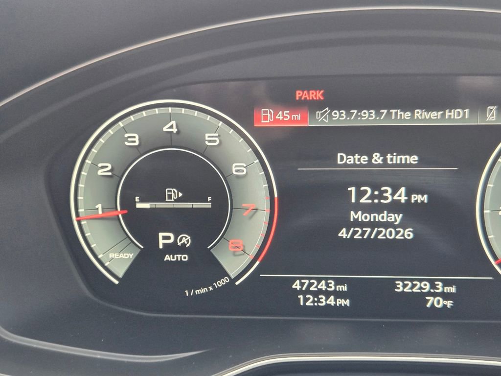 Used 2021 Audi Q5 2.0T Premium Plus w/ Premium Plus Package AWD/4WD image 19