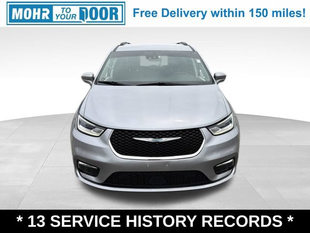 Used 2021 Chrysler Pacifica Touring-L FWD image 9