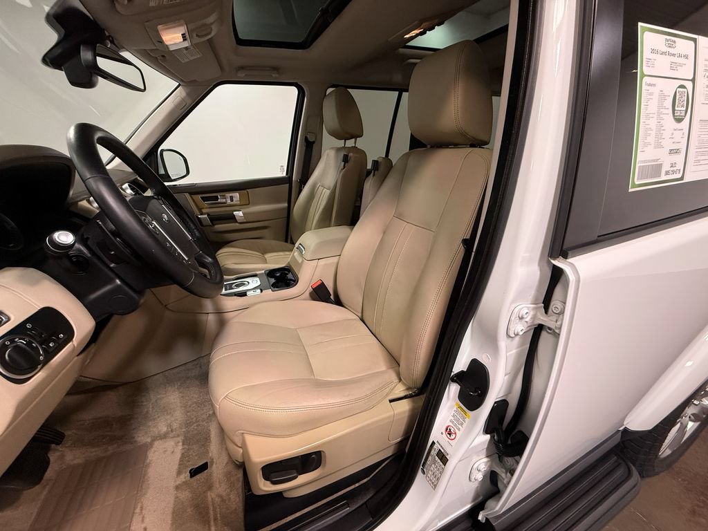 Used 2016 Land Rover LR4 HSE AWD/4WD image 12
