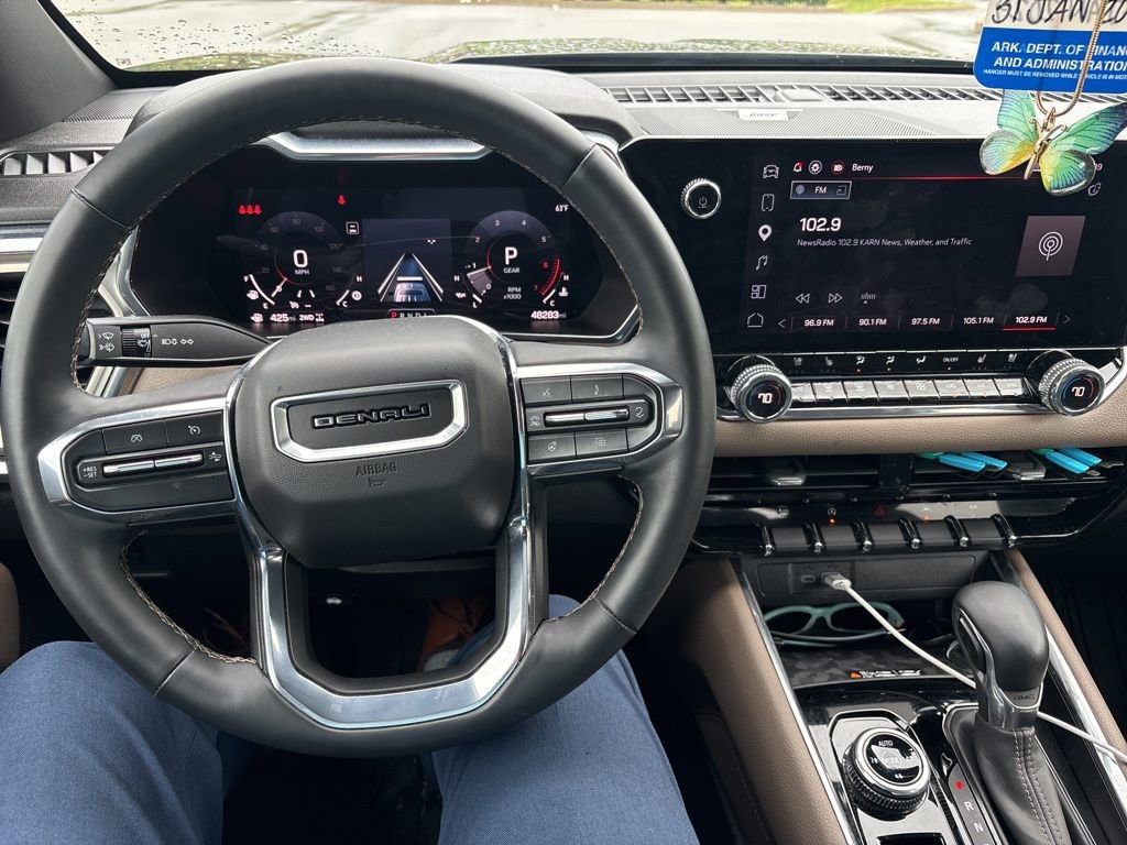 Used 2024 GMC Canyon Denali image 14