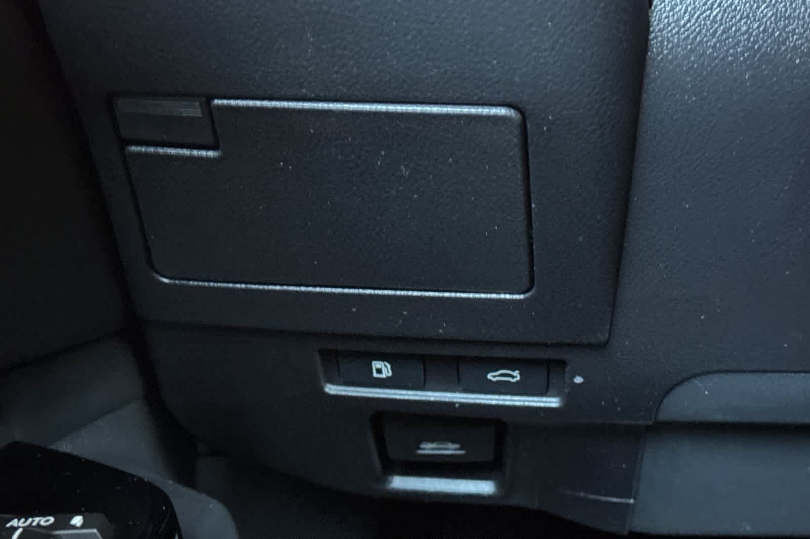 Used 2022 Lexus ES 300h w/ Premium Package FWD image 28