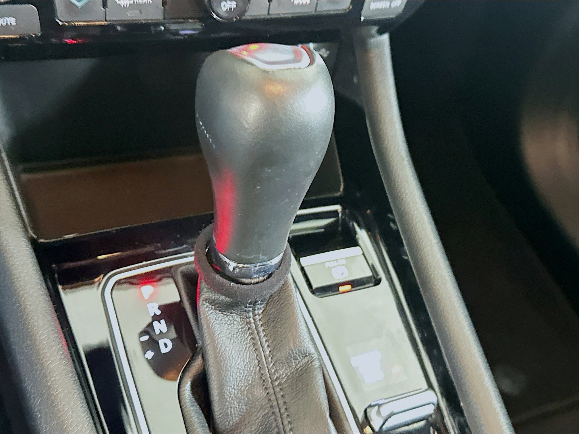 Used 2023 Jeep Compass Limited image 24