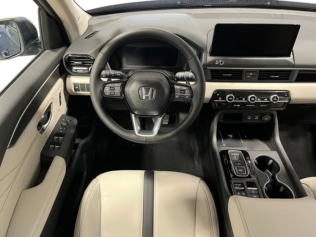 New 2026 Honda Pilot Touring image 14