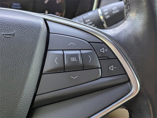 Used 2018 Cadillac XT5 Luxury w/ Driver Awareness Package image 29