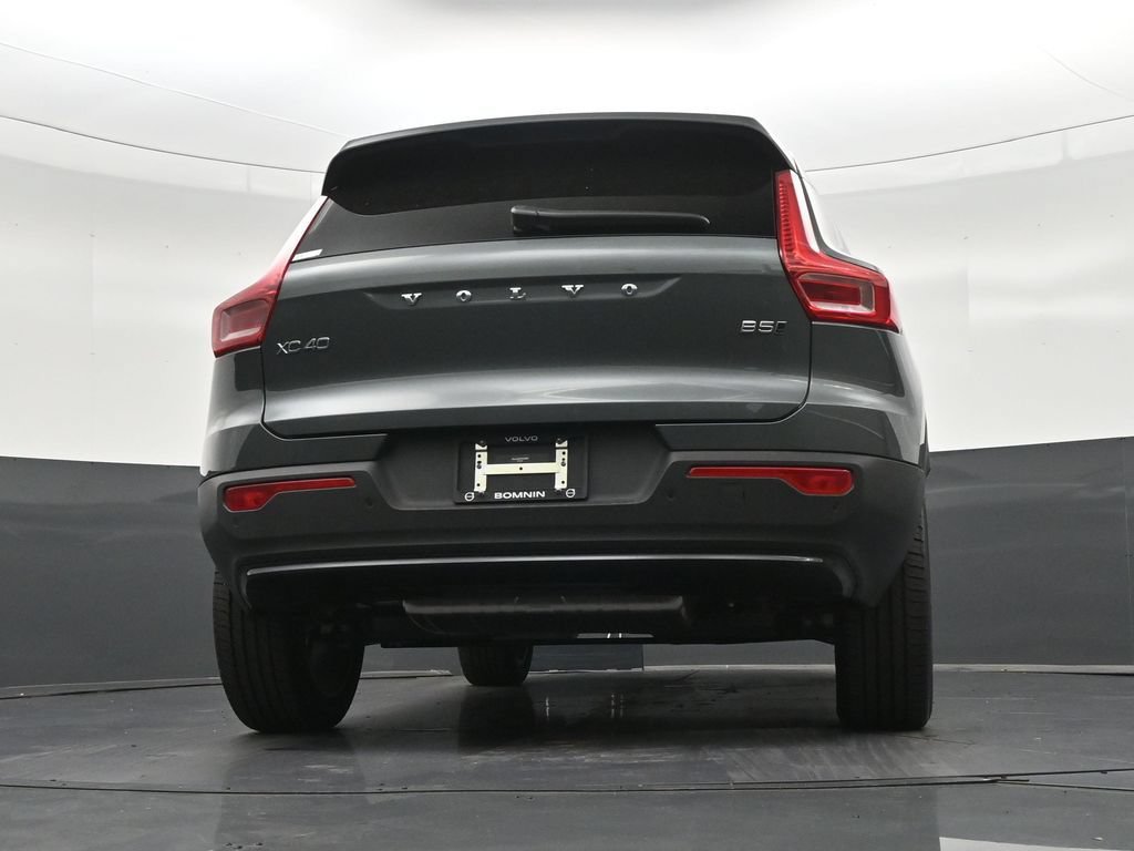 New 2026 Volvo XC40 B5 Plus w/ Climate Package AWD/4WD image 25