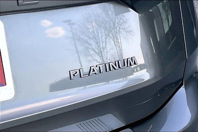 Certified 2025 Nissan Rogue Platinum w/ Platinum Premium Package FWD image 8