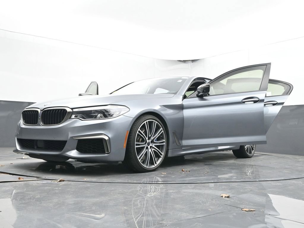 Used 2018 BMW M550i xDrive image 50