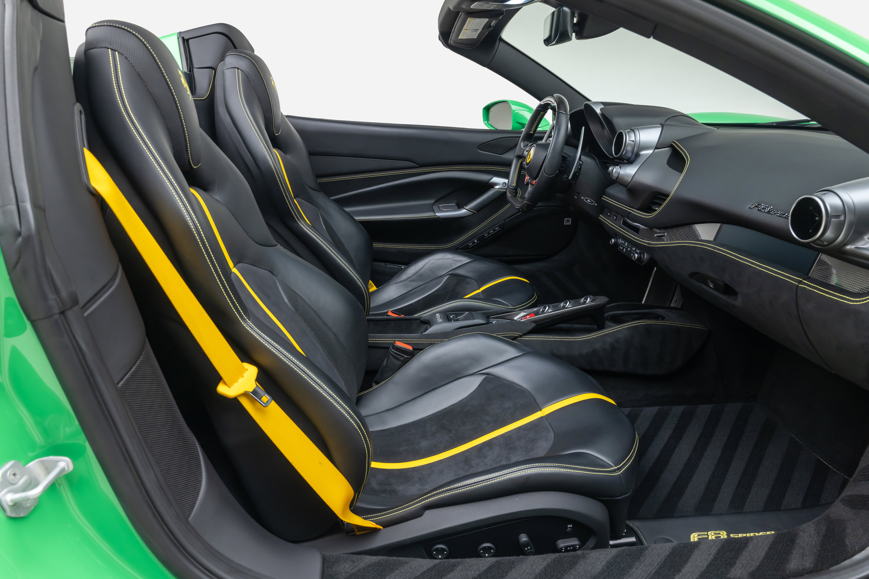 Certified 2023 Ferrari F8 Tributo RWD image 45