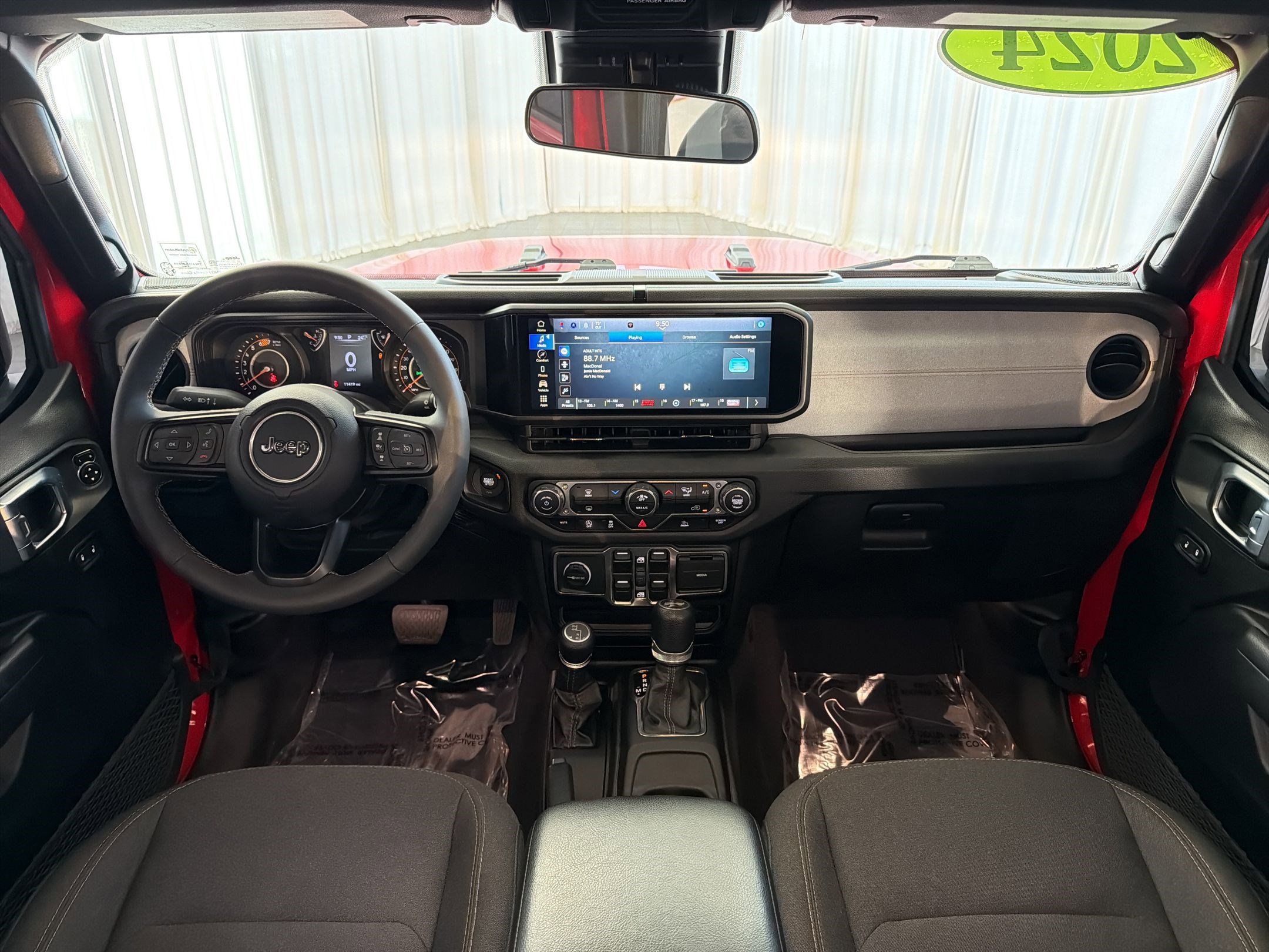 Used 2024 Jeep Wrangler Unlimited Sport AWD/4WD image 15