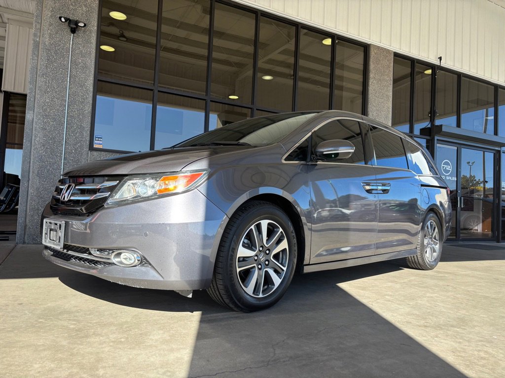 Used 2014 Honda Odyssey Touring Elite image 47