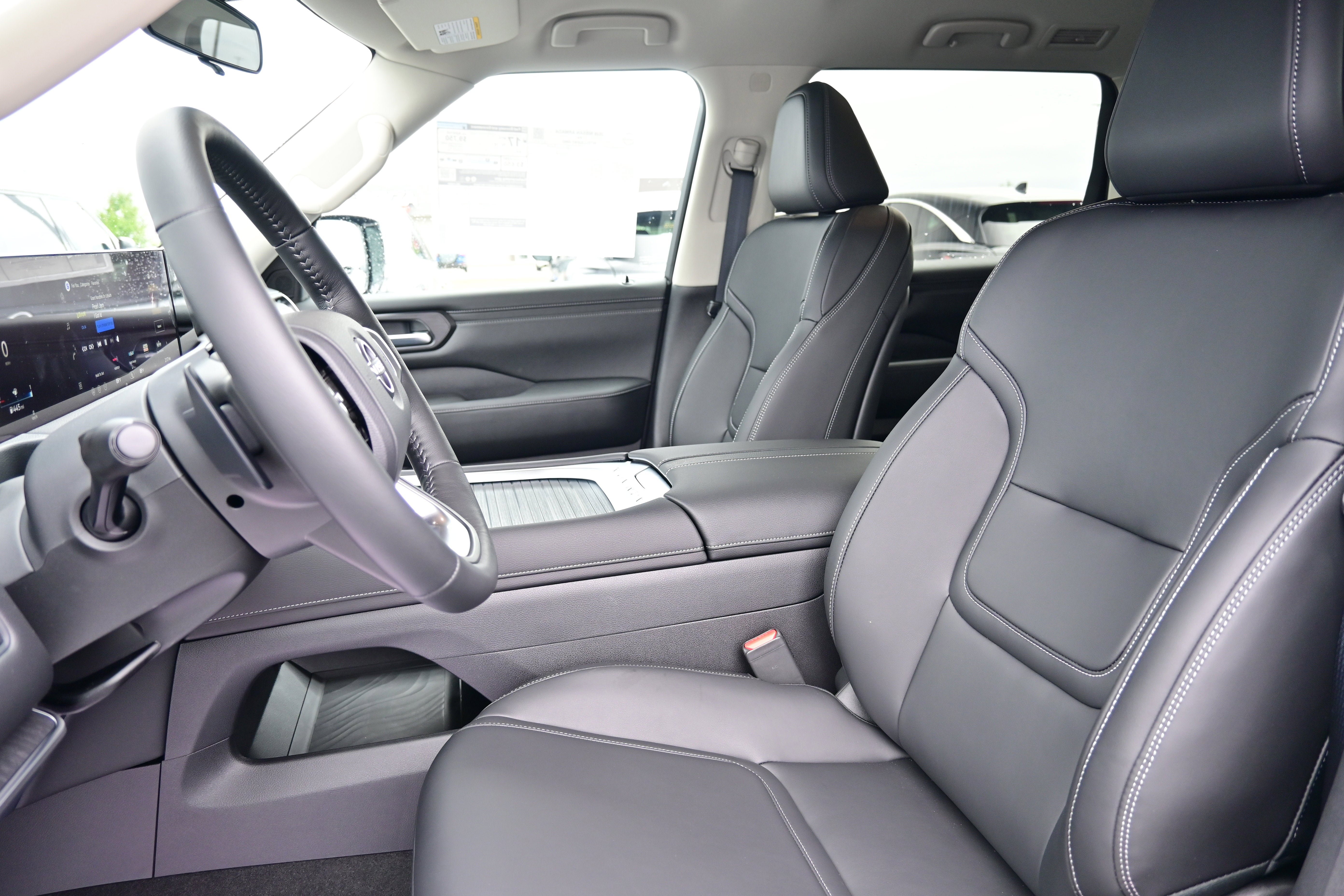 New 2026 Nissan Armada SV AWD/4WD image 23
