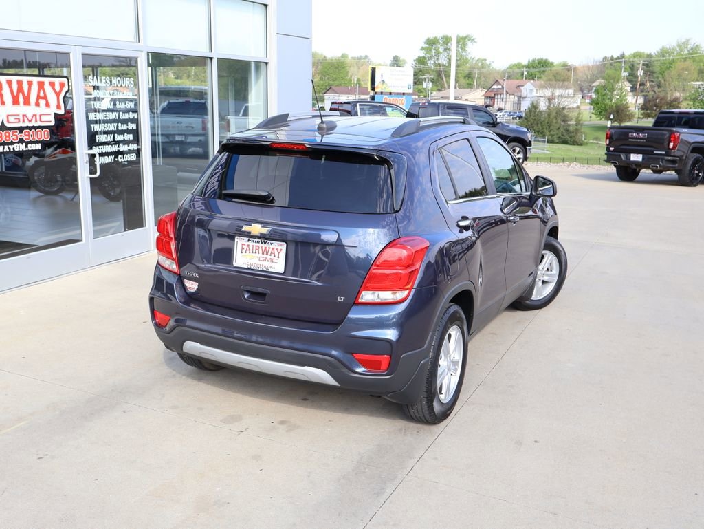 Used 2019 Chevrolet Trax LT w/ LT Convenience Package FWD image 36