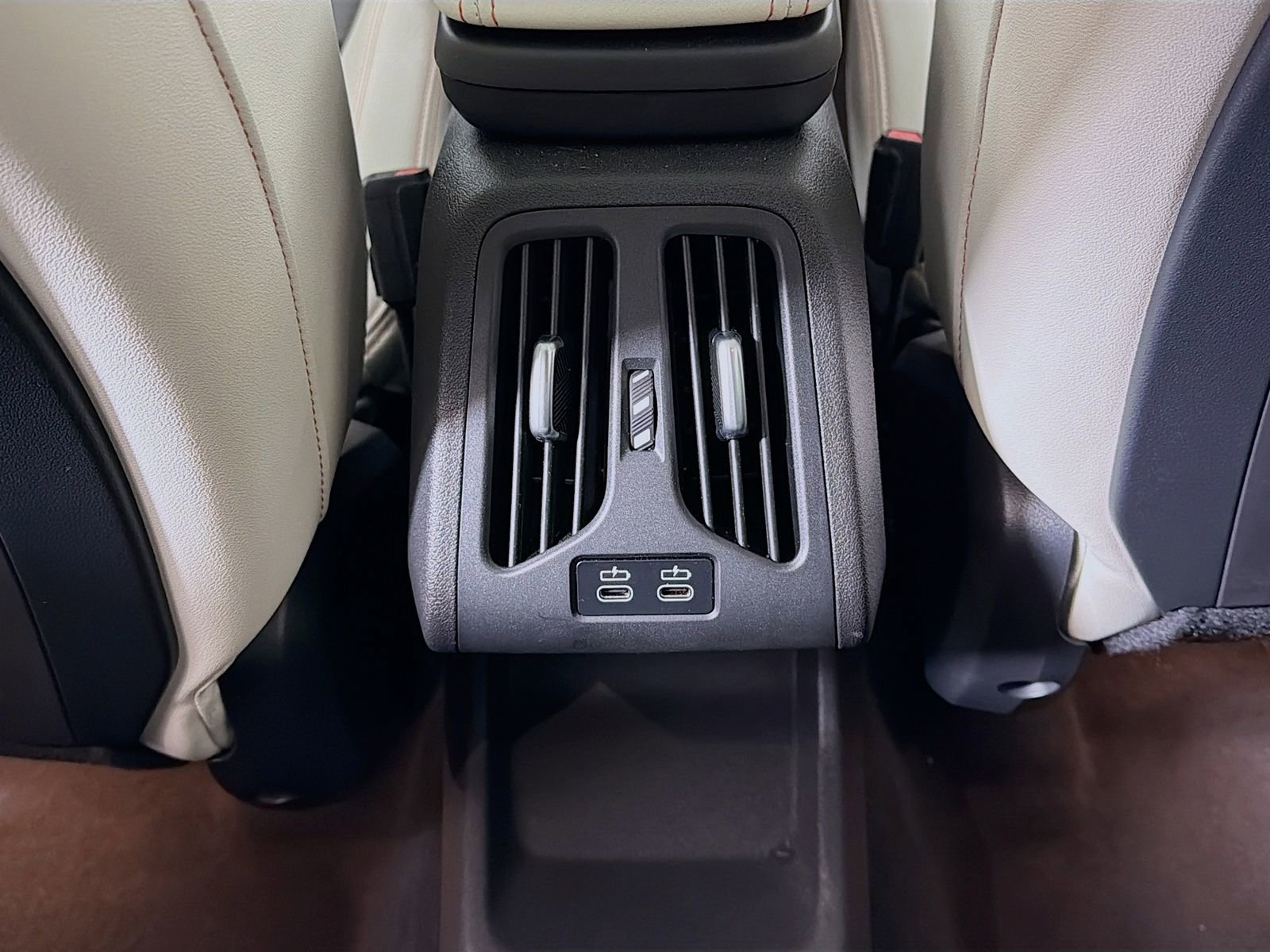 Used 2024 BMW X2 M35i image 27