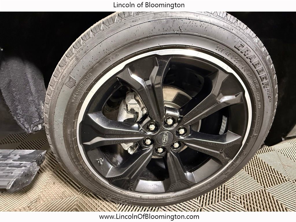 Used 2022 Ford Expedition Max Limited image 15