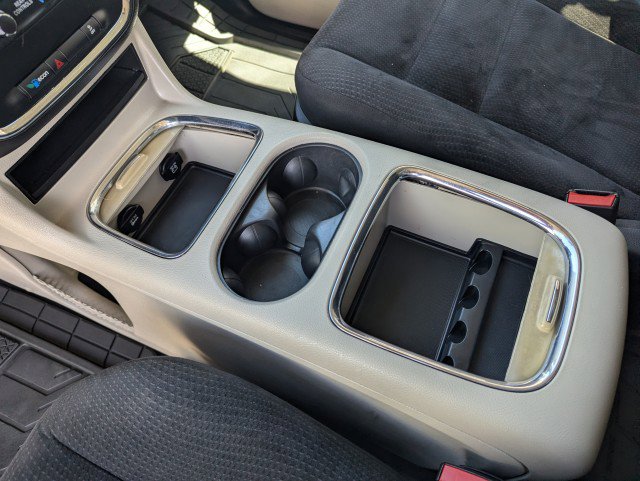 Used 2014 Dodge Grand Caravan SXT w/ Rear Park Assist Package FWD image 18