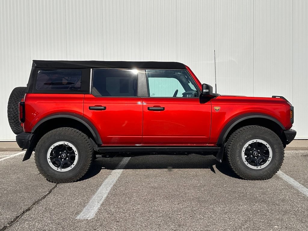 Used 2022 Ford Bronco Badlands AWD/4WD image 9