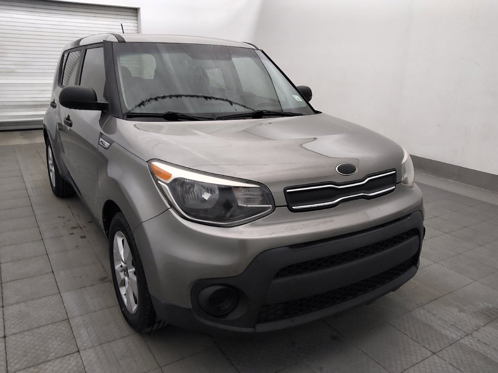 Used 2017 Kia Soul FWD image 13