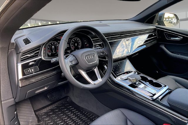 Used 2026 Audi Q8 Premium Plus AWD/4WD image 17