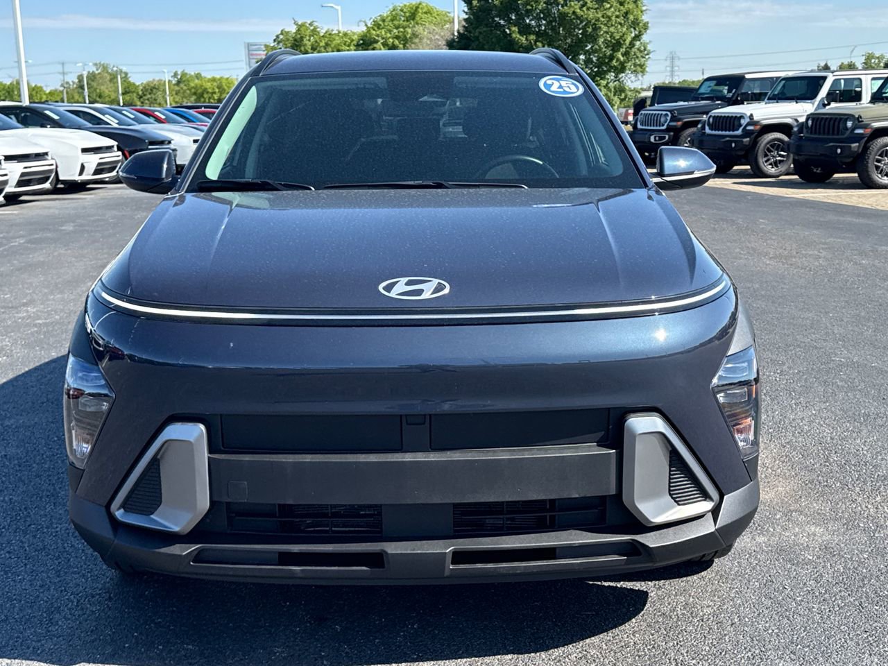 Used 2025 Hyundai Kona SEL FWD image 7