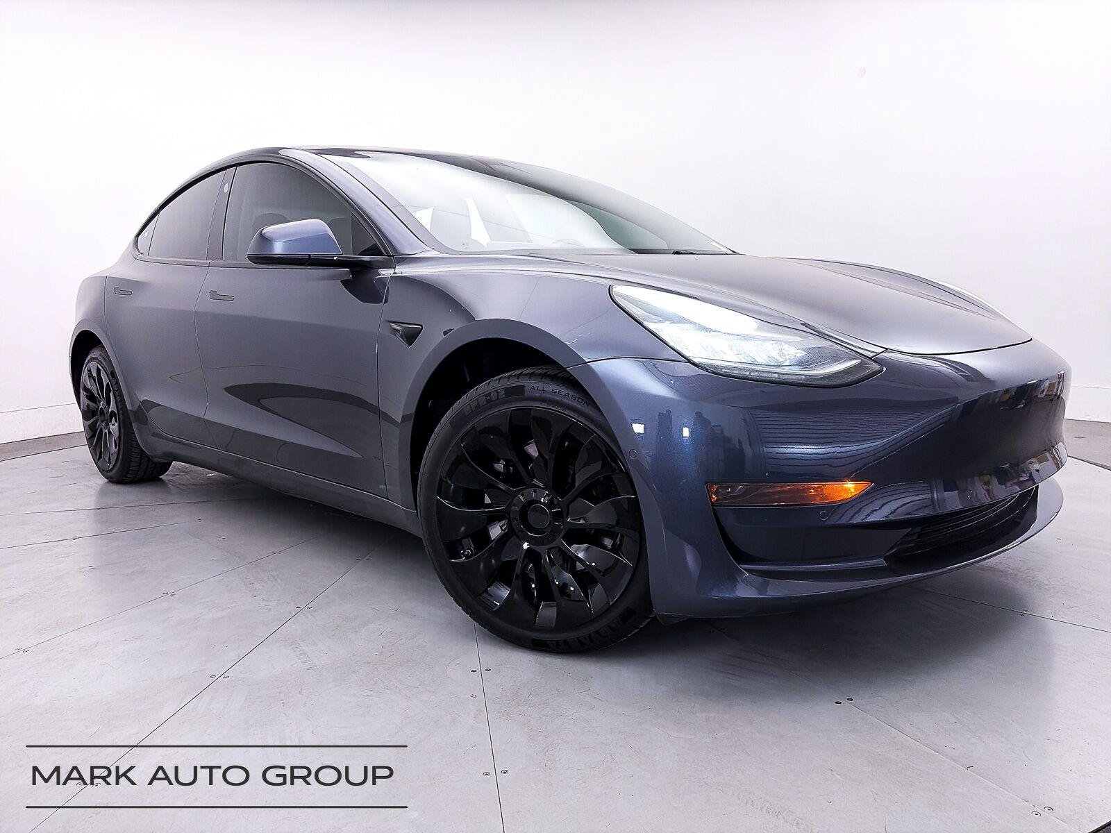 Used 2019 Tesla Model 3 Mid Range