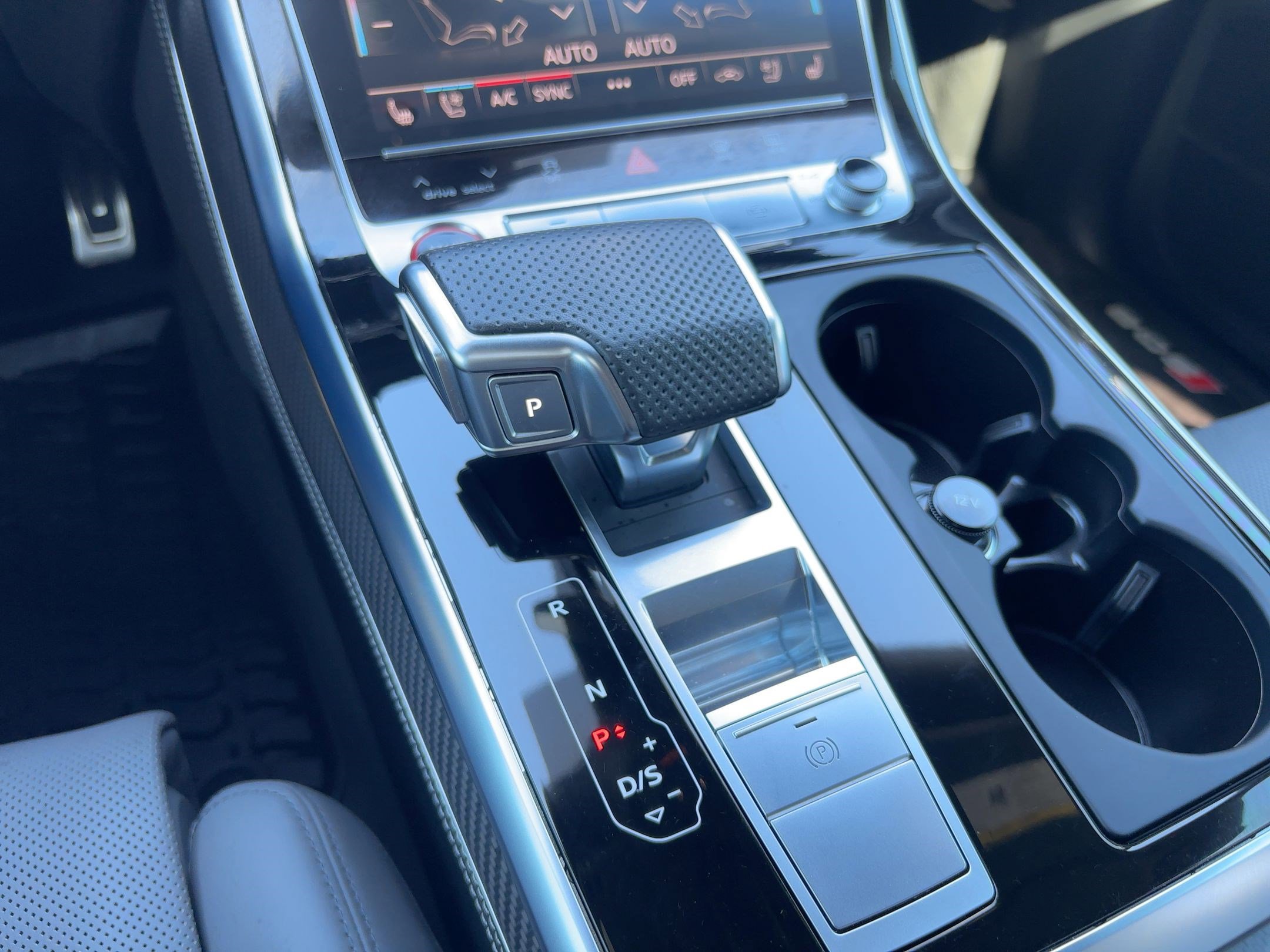 Used 2024 Audi SQ8 Premium Plus image 26