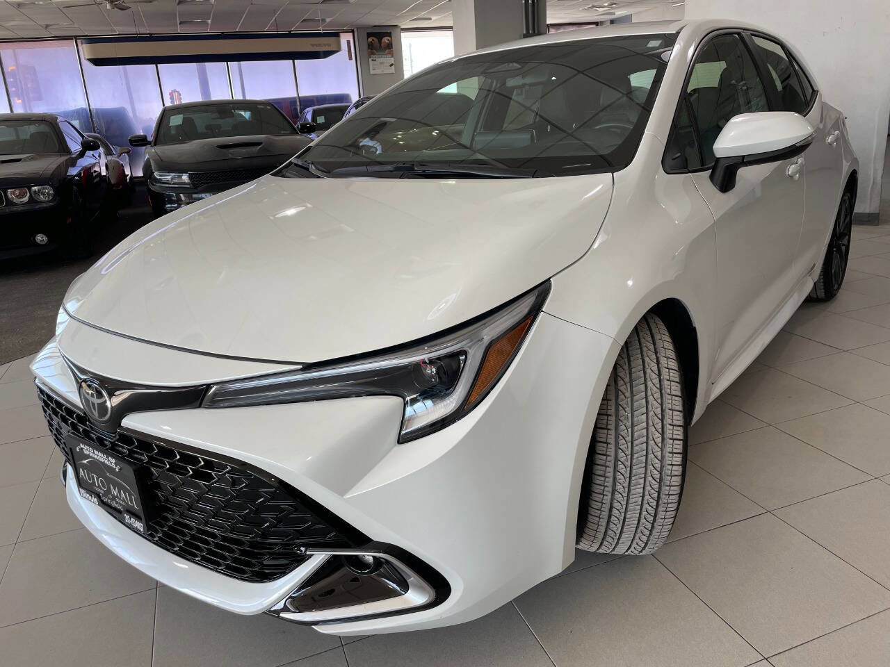 Used 2023 Toyota Corolla XSE w/ Carpet Mat Package (TMS) image 3